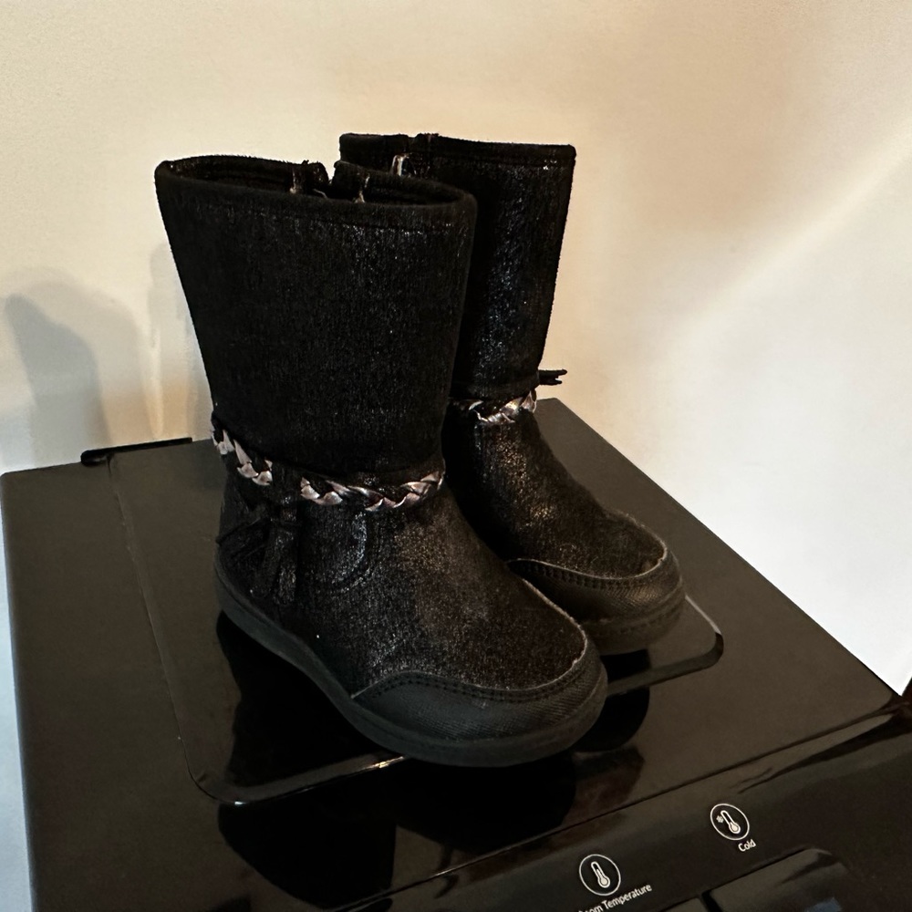 Toddler black boots